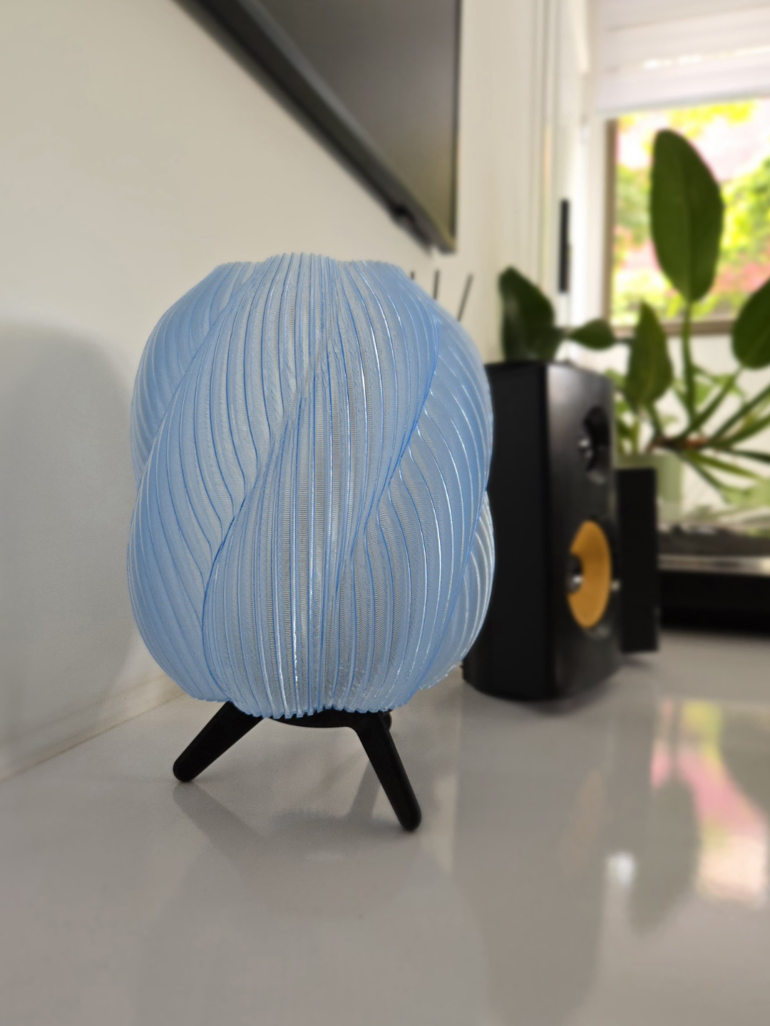 Kanoa Elva Lamp